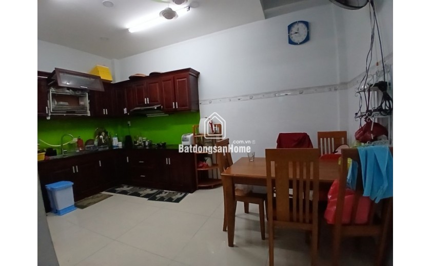 Bán nhà 3 tầng, 3PN Trần Thị Điệu, Phước Long, TP HCM. DT 95m2, SH, giá 7.35 tỷ. LH 0933125879
